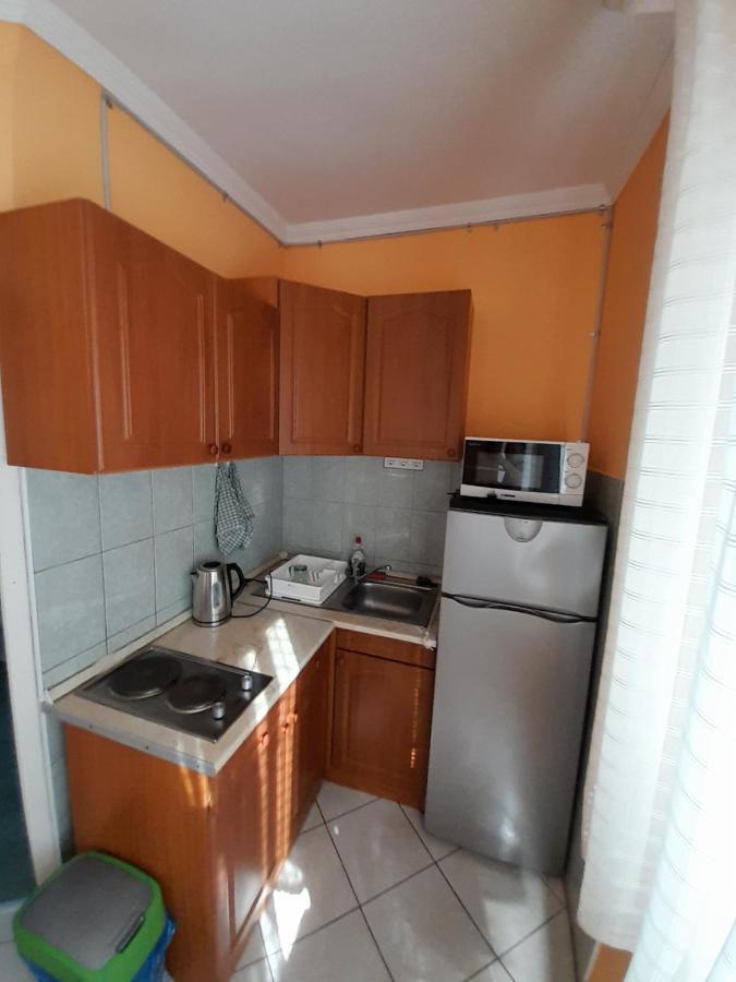 Appartamento Napsugar Vendeghaz Tiszaújváros Esterno foto