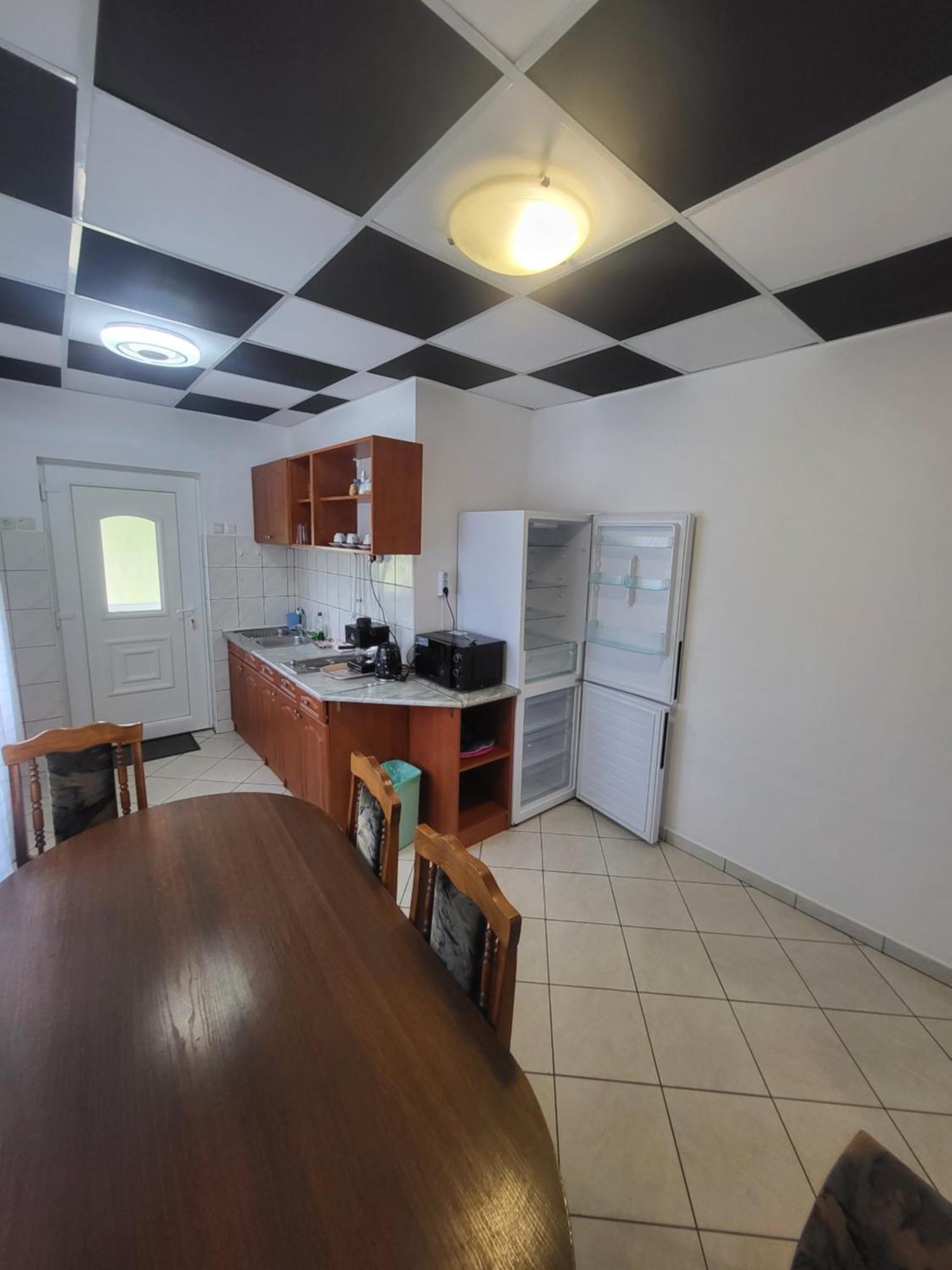 Appartamento Napsugar Vendeghaz Tiszaújváros Camera foto